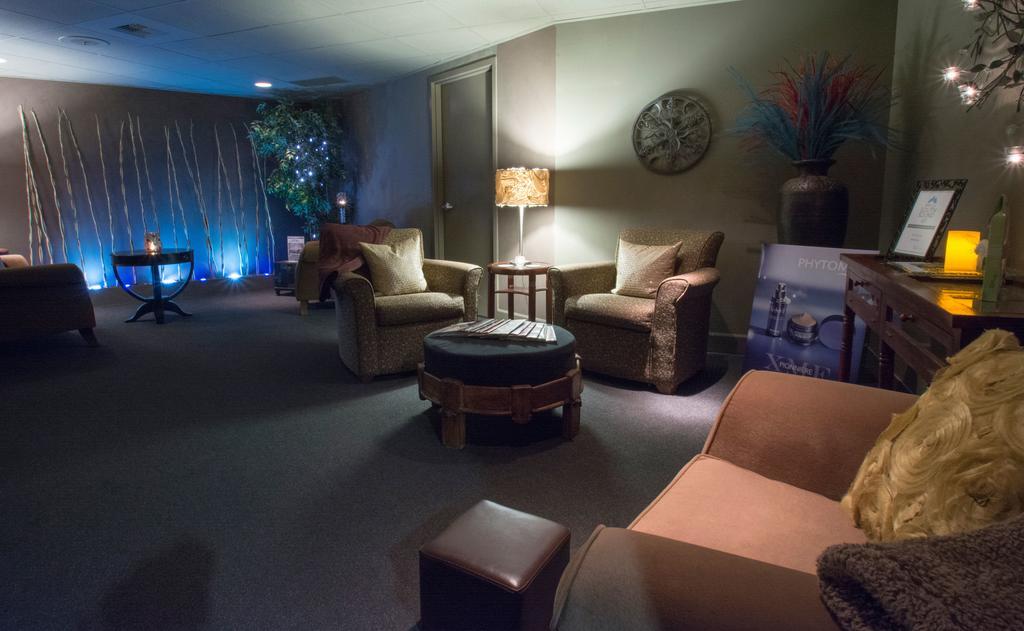 穆拉诺酒店 塔科马 外观 照片 The waiting room at a spa