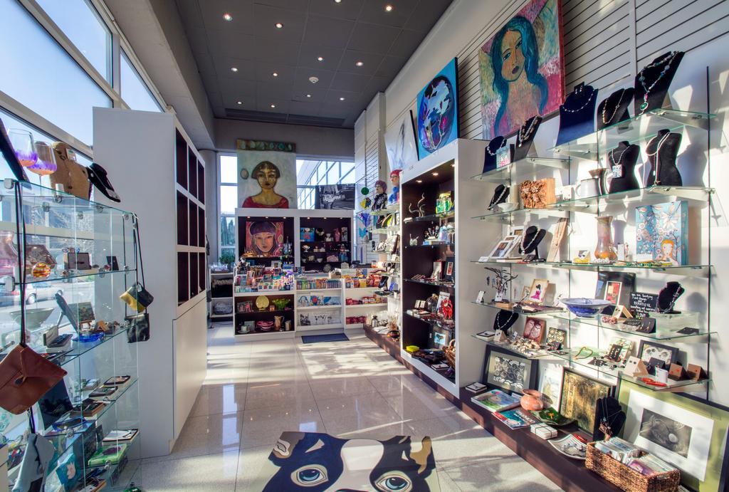 穆拉诺酒店 塔科马 外观 照片 A store in Madrid